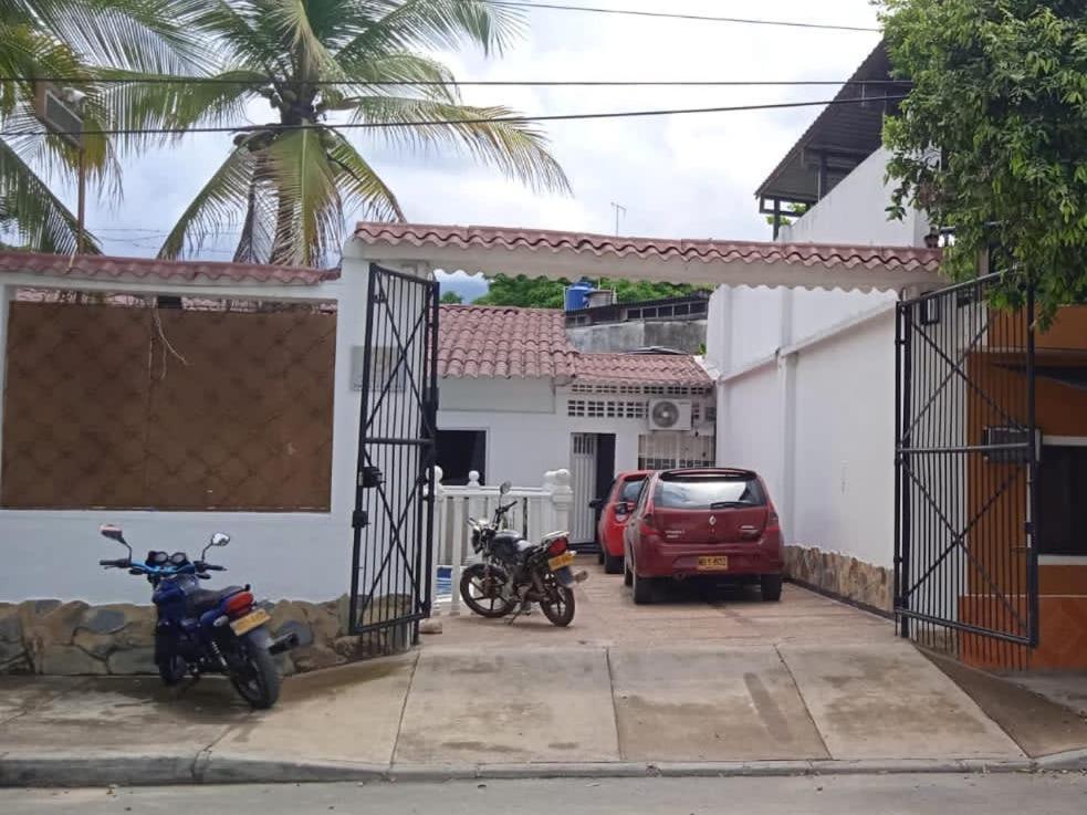Hotel Maceo Melgar Ngoại thất bức ảnh