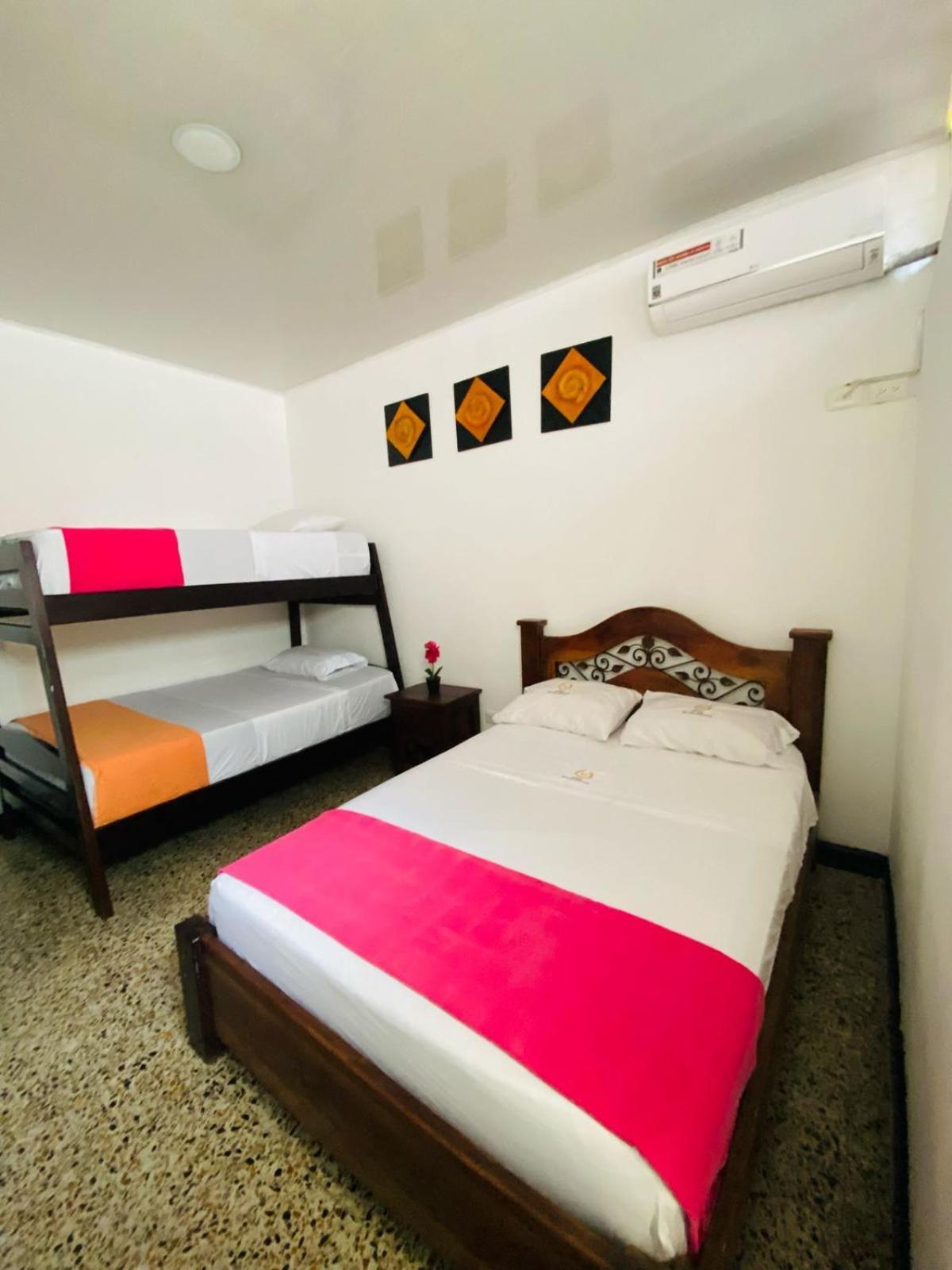 Hotel Maceo Melgar Ngoại thất bức ảnh