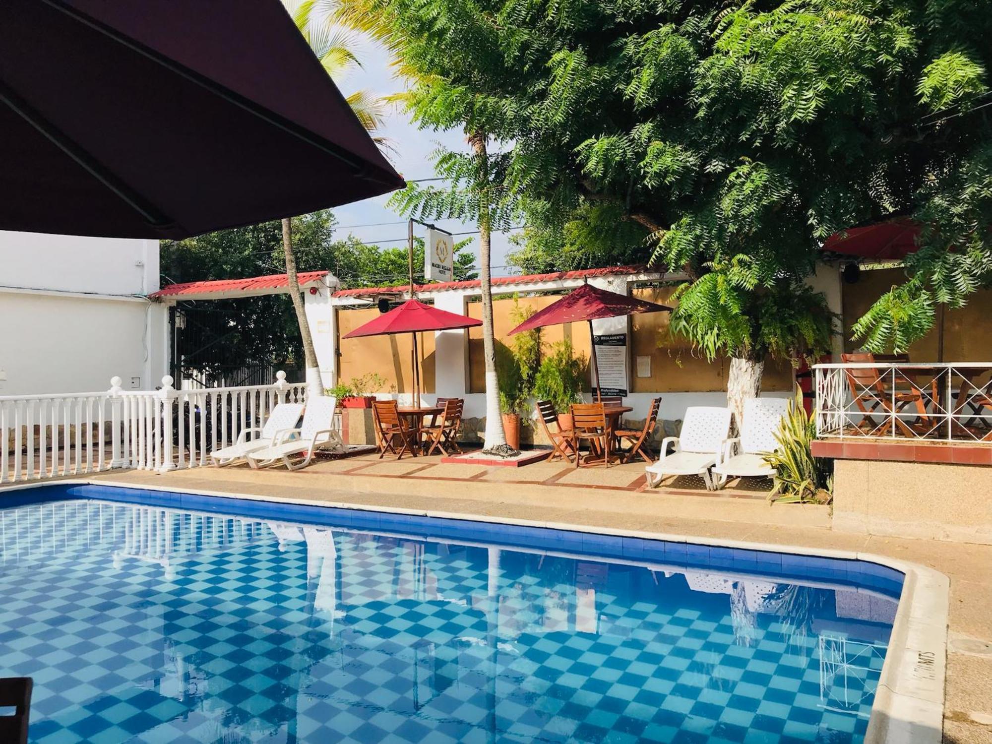 Hotel Maceo Melgar Ngoại thất bức ảnh